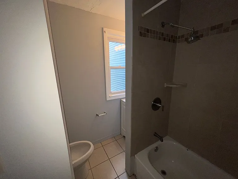 19-27 Granite St — Photo 15