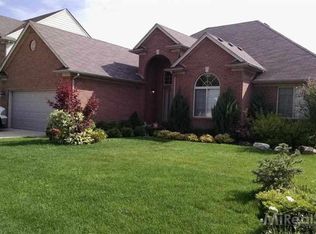 47400 Hidden Meadows Dr, Macomb, MI 48044