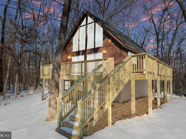246 Persimmon Ln, Gerrardstown, WV 25420
