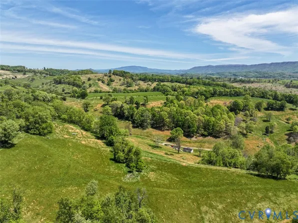 453 Long Hollow Rd, Cleveland, VA 24225