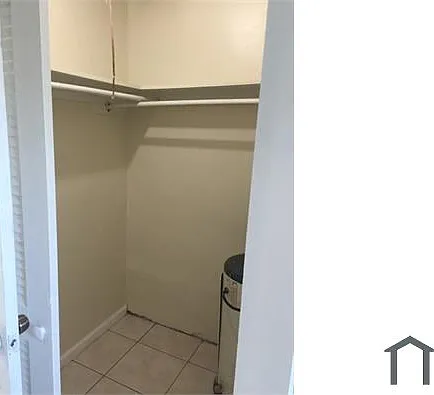 714 NW 2nd Ave #6 — Photo 3