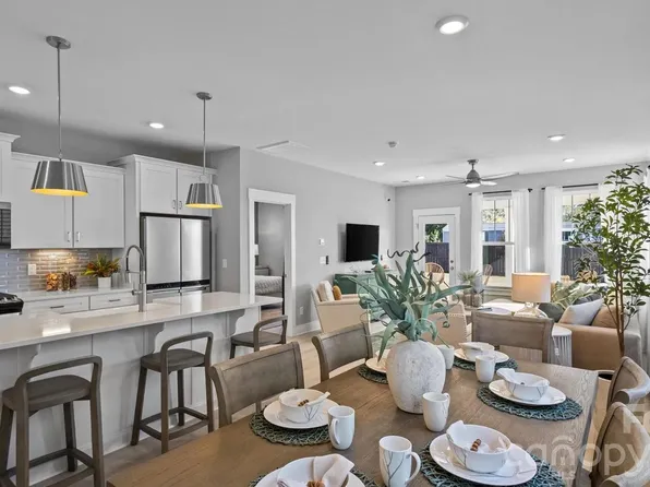 123 Nighthawk Trl, Mooresville, NC 28115