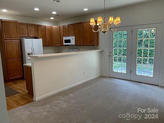 5th image of 9210 Duckhorn Dr
