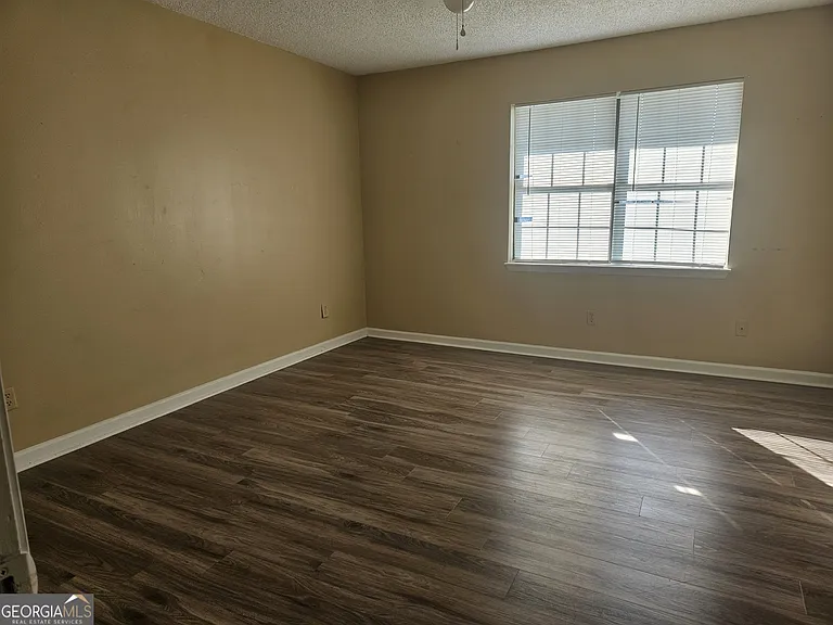 818 Robin Hood Trl #A — Photo 7