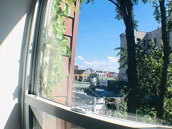 2nd image of 18-12 Astoria Blvd #Top
