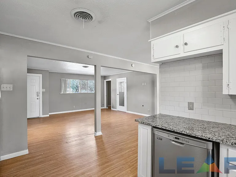 1917 Jacqueline Dr — Photo 13
