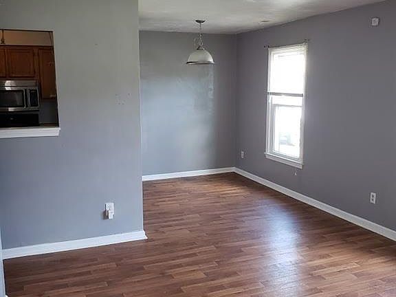 2nd image of 5150 Castle Way
