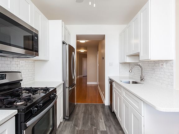 3rd image of 2937 N Dawson Ave #3N