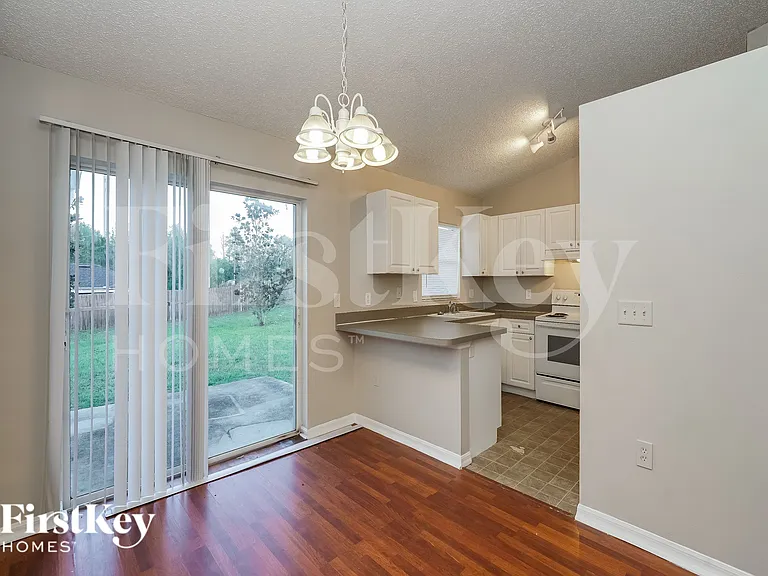 797 Chestnut Ave — Photo 7