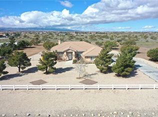 9770 Lilac Rd, Oak Hills, CA 92344