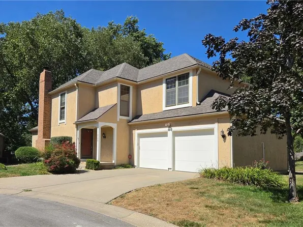 9172 W 102nd Ter, Overland Park, KS 66212