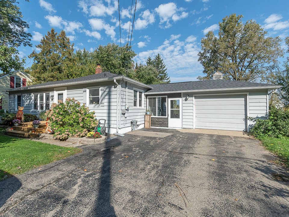 1st image of 205 Leona Ave