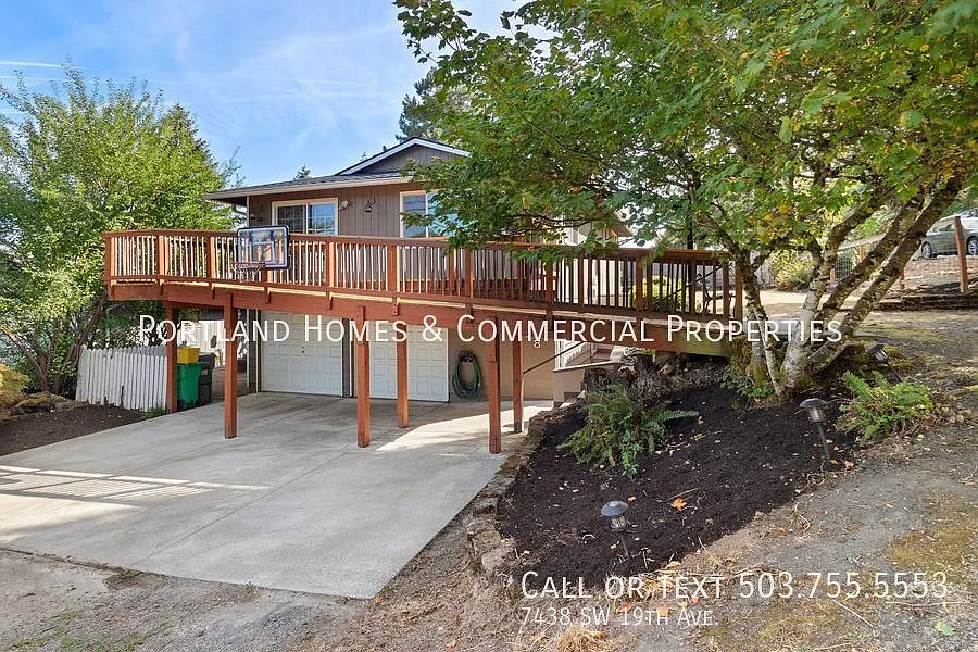 7438 SW 19th Ave photo 1