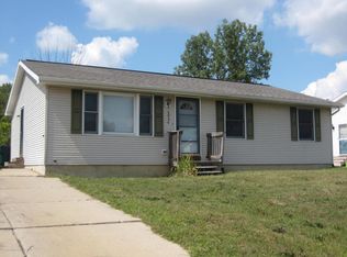 6034 Wise Rd, Lansing, MI 48911