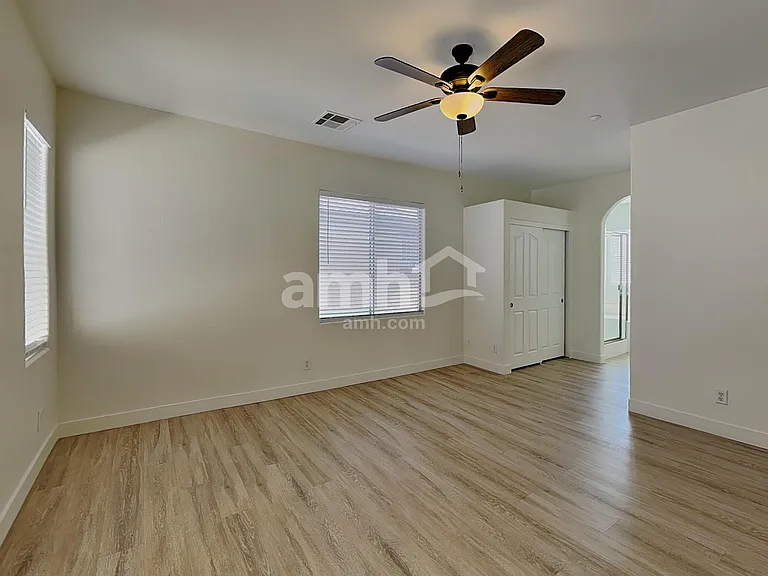 8928 Cambridge Glen Ct — Photo 11