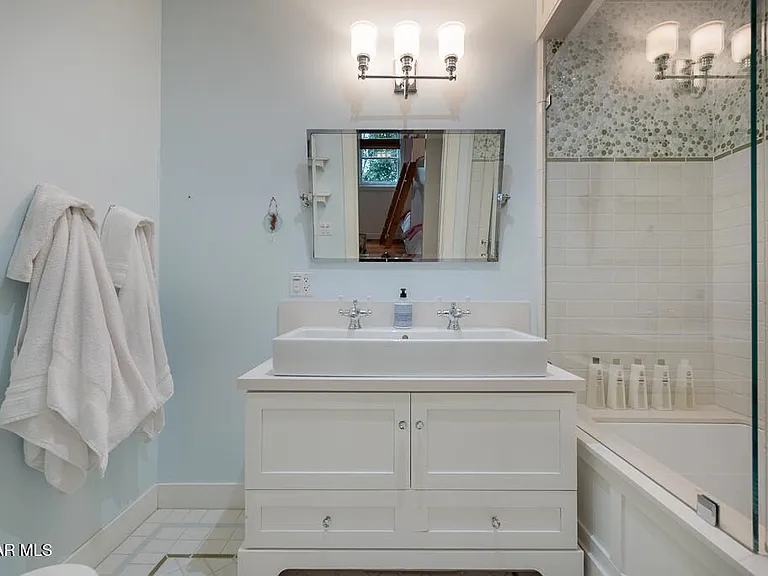 33410 Pacific Coast Hwy — Photo 21