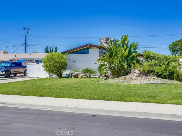 10601 Chamberlain Ave, Anaheim, CA 92804