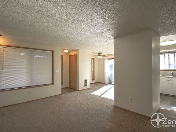 4th image of 3101 NE Whitman Ave