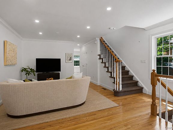 4th image of 11 Prince Street #C5