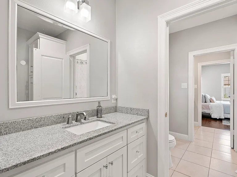 6011 Goodwin Ave — Photo 30
