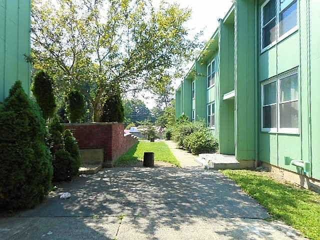 2nd image of 3726 Albany Post Rd APT A1