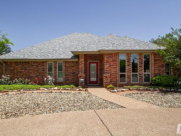 4th image of 4110 Huntington Ln
