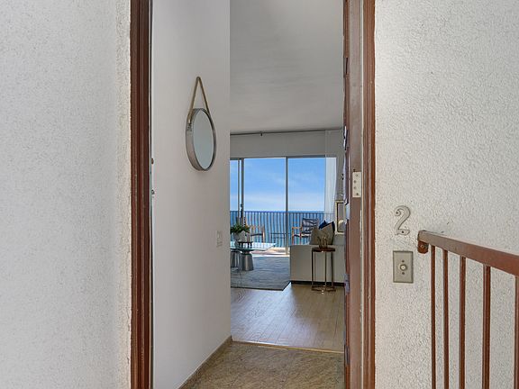 5th image of 18111 Coastline Dr APT 2