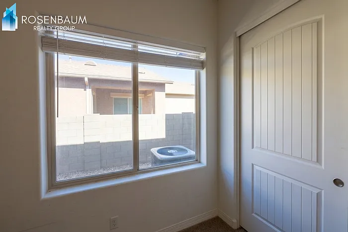 6070 E Greer Ln — Photo 5