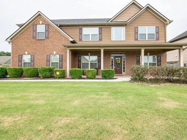 81 Holland Loop, Smiths Station, AL 36877