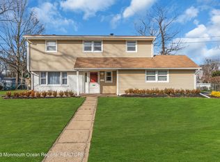 4 Cheryl Dr, Oakhurst, NJ 07755
