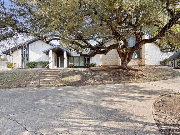 5th image of 1141 Forest Grove Dr