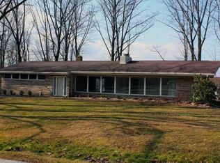 485 Spring Grove Dr, Tallmadge, OH 44278