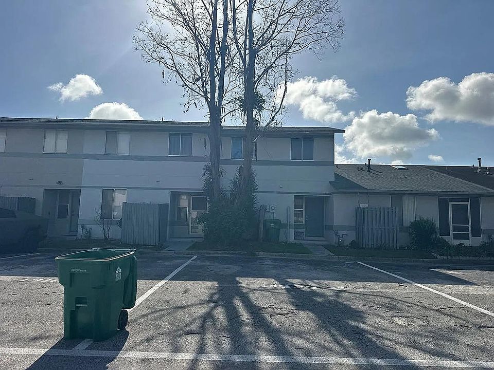 1st image of 1323 Azalea Way