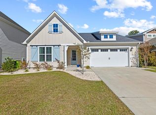 34 Meon Ln, Hampstead, NC 28443