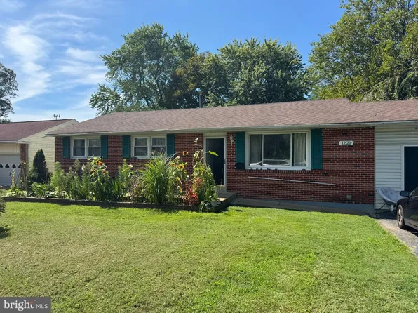 1221 Stinsford Rd, Newark, DE 19713