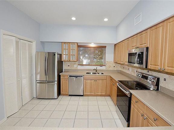 2nd image of 5045 Harmony Cir Unit 17