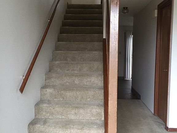 3rd image of 3334 Kauffman Ave APT B