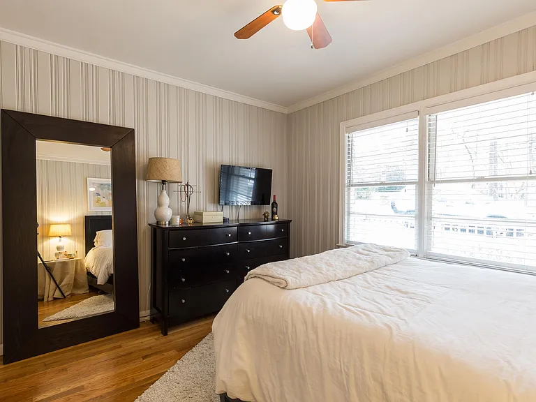 2091 Howell Mill Rd NW — Photo 15