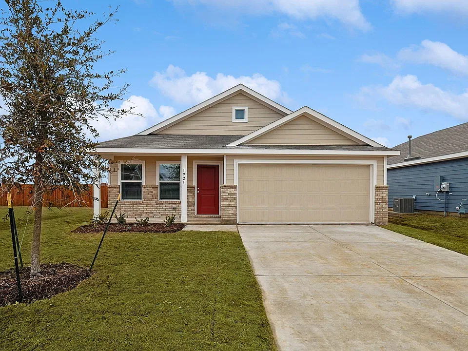 1924 Poptic Ln