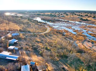 105 Elmer Rd, Llano, TX 78643