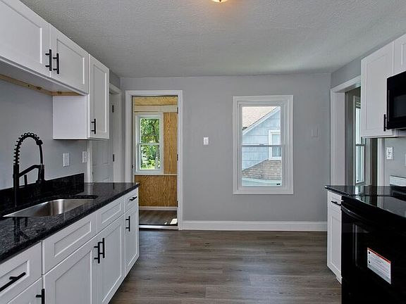3rd image of 518-520 Kings Hwy Floor 2