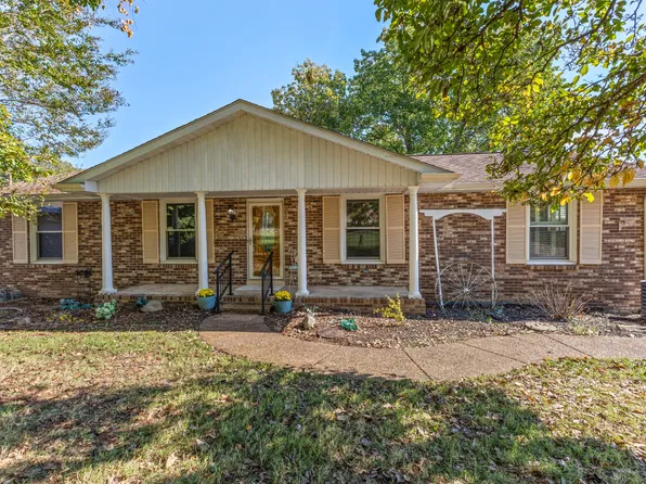 491 Lake Forest Dr, Mount Juliet, TN 37122