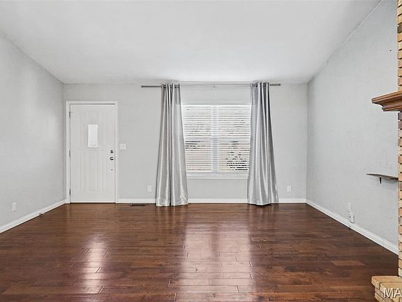 3rd image of 526 Bluestem Ct