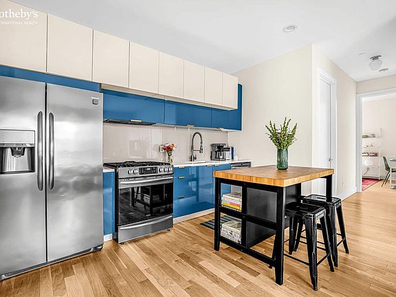 4th image of 15 Roebling St APT 3B