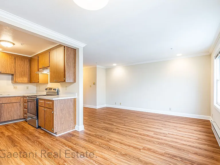 206 Judah St #994R — Photo 2