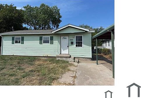 2nd image of 1749 SW 12th St