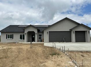 22560 Mariposa Rd, Tehachapi, CA 93561