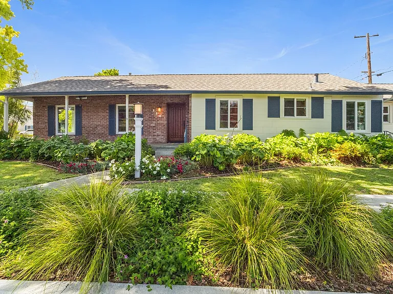 150 Alviso St — Photo 1