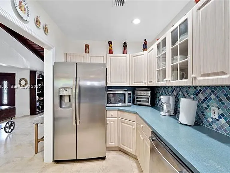 2834 SW 33rd Ave — Photo 28