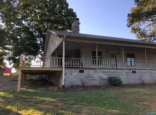 955 Gene Brown Rd, Boaz, AL 35957